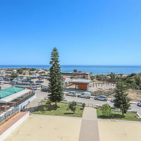 Estrela 304,Vista Mar, Com Piscina * Armação de Pêra